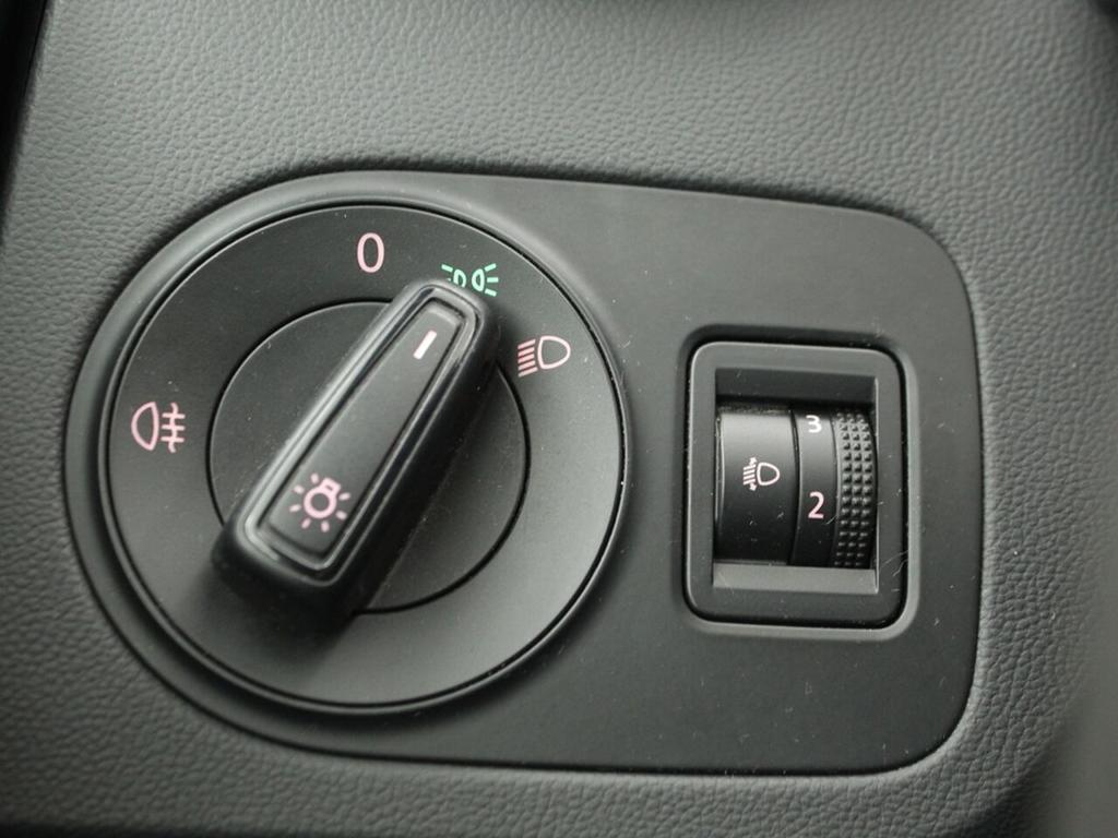 Seat Ibiza 1.4 TDI 90cv Reference Plus 13