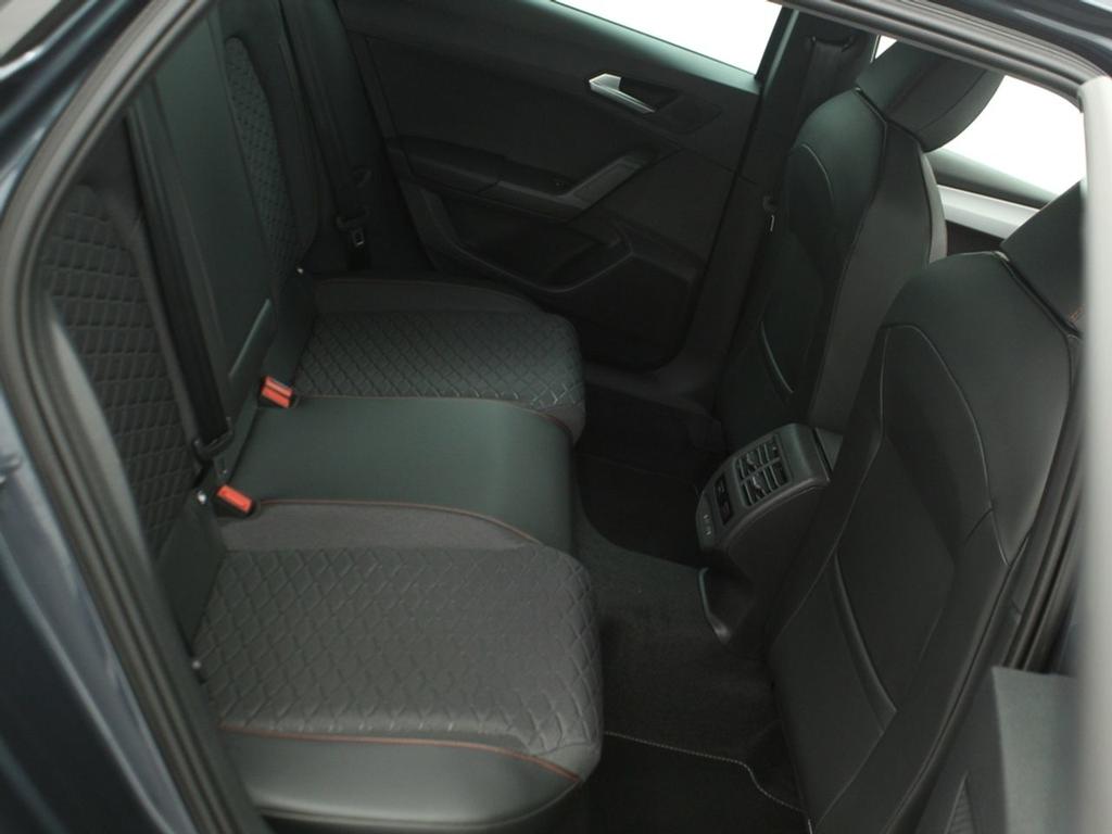 Seat Leon 1.5 eTSI 110kW DSG-7 S&S FR 6