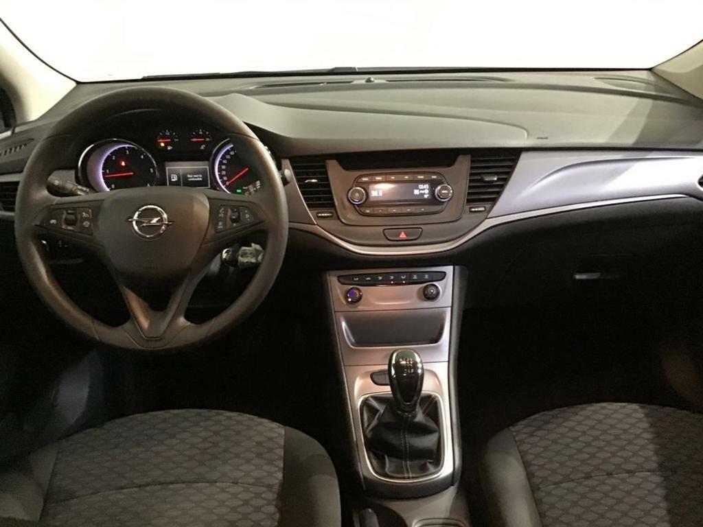 Opel Astra 1.6 CDTi 81kW (110CV) Business 6