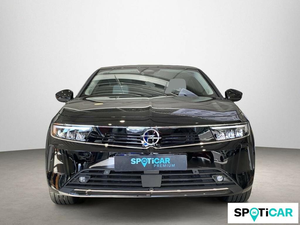 Opel Astra 1.2T XHT 96kW (130CV) Elegance 3
