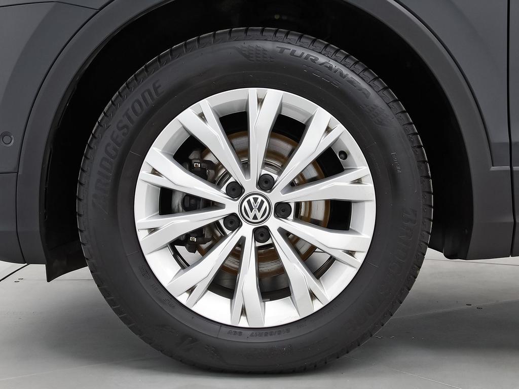 Volkswagen Tiguan Advance 1.5 TSI 96kW (130CV) 10