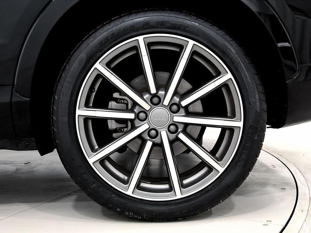 Audi Q3 Black lin 2.0 TFSI 132kW(180CV) qua S tr 10