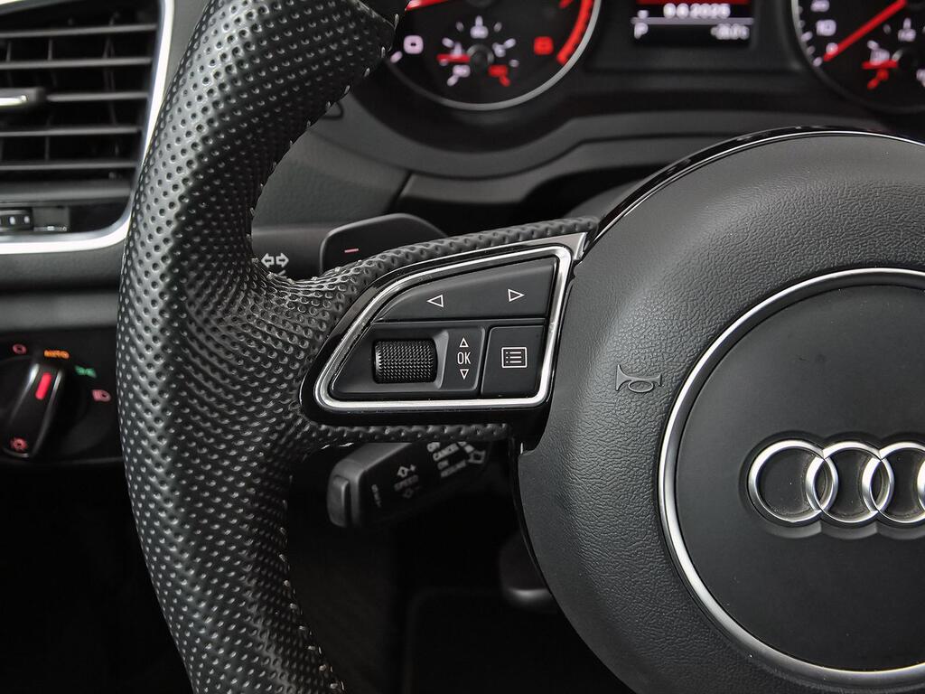 Audi Q3 Black lin 2.0 TFSI 132kW(180CV) qua S tr 19