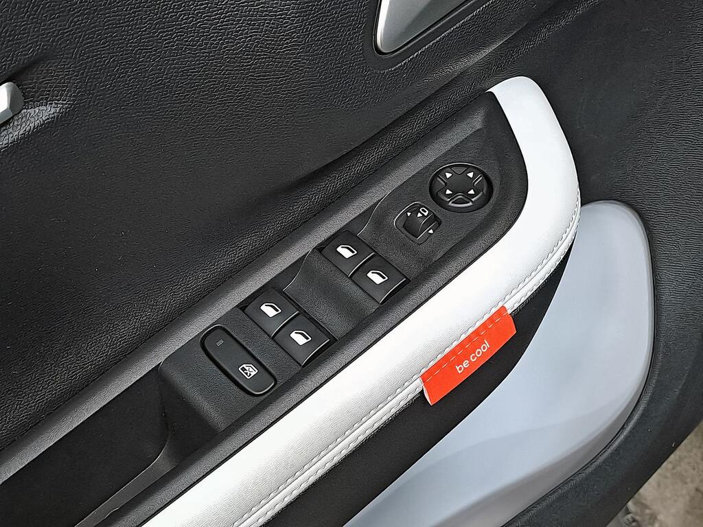 Citroën ë-C3 ë-C3 Eléctrico Max 13
