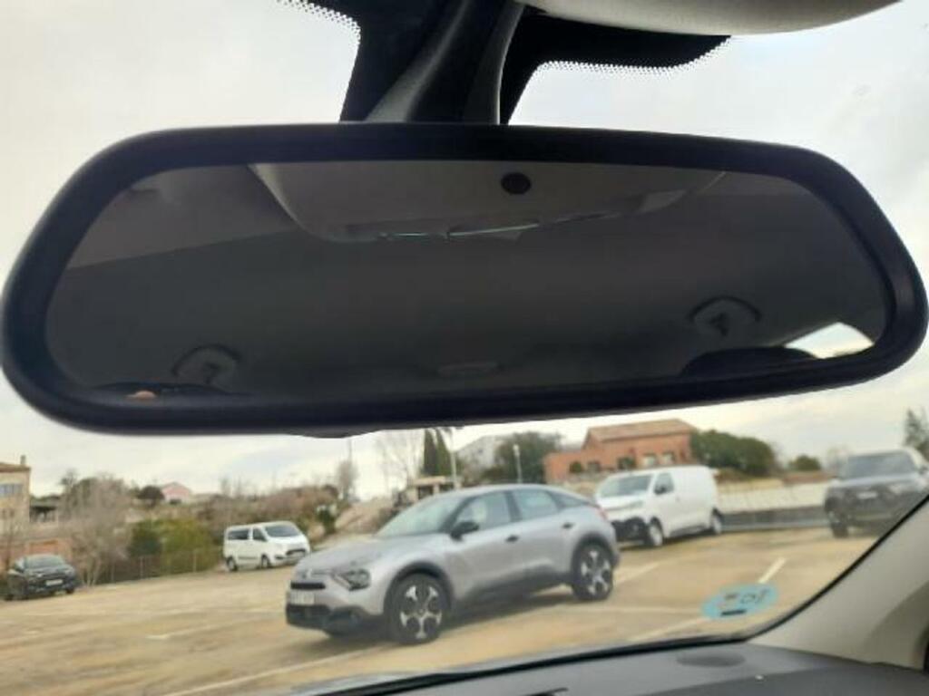 Citroën C4 PureTech 81KW (110CV) Live Edition 27