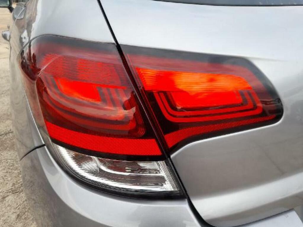 Citroën C4 PureTech 81KW (110CV) Live Edition 17