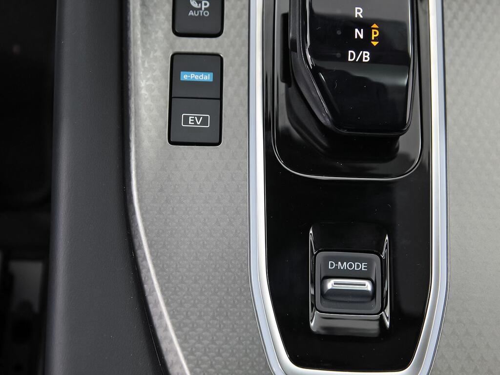 Nissan Qashqai E-POWER 140 KW (190 CV) N-Connecta 31