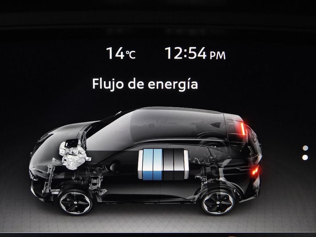Nissan Qashqai E-POWER 140 KW (190 CV) N-Connecta 28