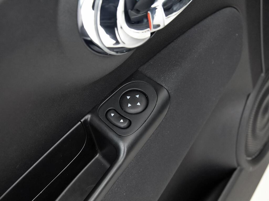 Fiat 500 Monotrim 1.0 Hybrid 51KW (70 CV) 13