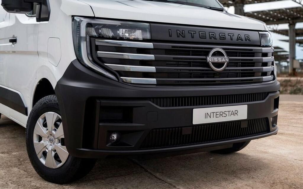Nissan Interstar 2.0 DCI 96KW ACENTA L2H1 3.5T 2P 3