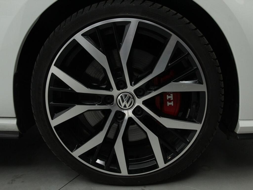Volkswagen Golf GTI Performance 2.0 TSI 180kW(245CV) DSG 5