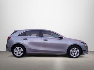 Kia Ceed 1.0 T-GDi 88kW (120CV) Drive Kia Ceed 1.0 T-GDi 88kW (120CV) Drive