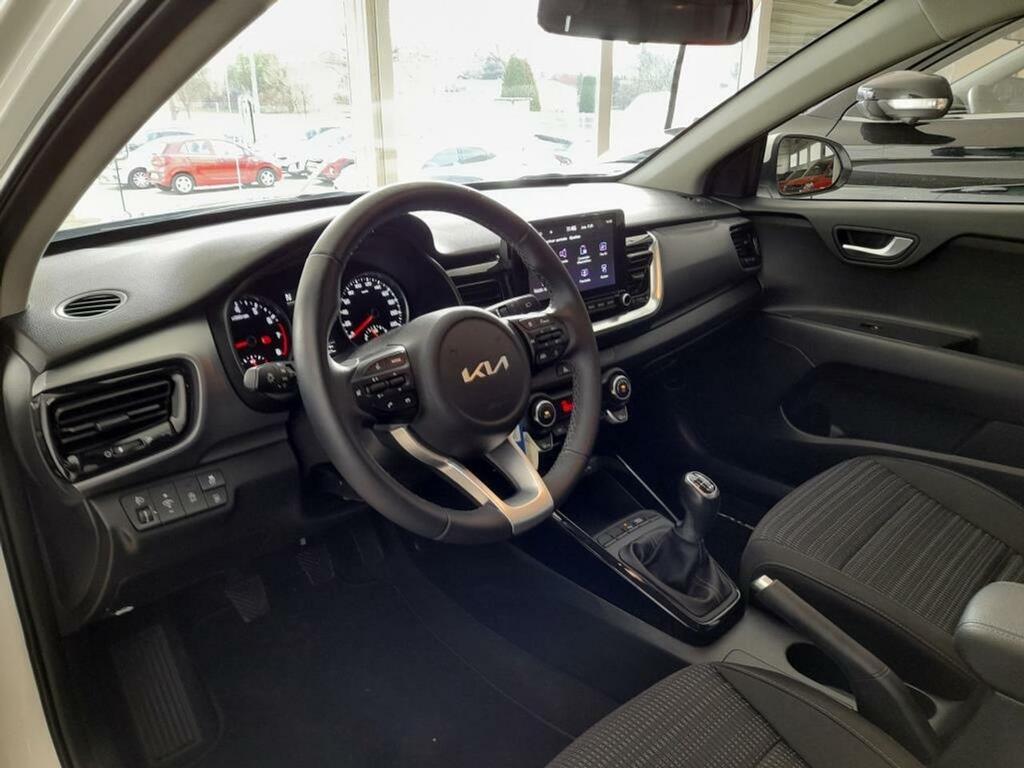 Kia Stonic 1.0 T-GDi 74kW (100CV) MHEV MT Drive 14