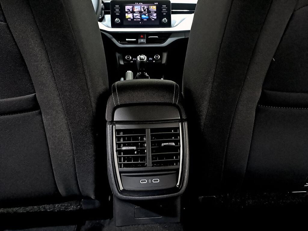 Skoda Kamiq 1.5 TSI 110kW (150CV) SELECTION 27