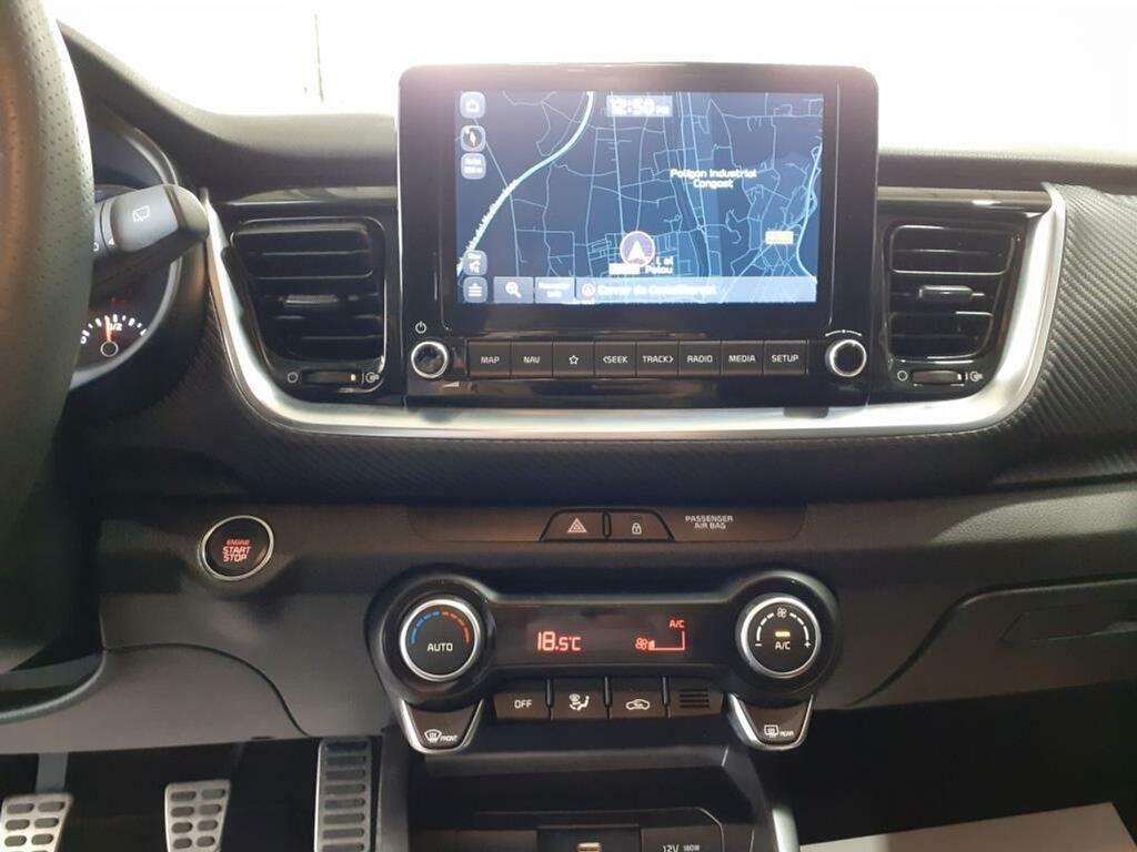 Kia Stonic 1.0 T-GDi 74kW (100CV) MHEV MT GT Line 17