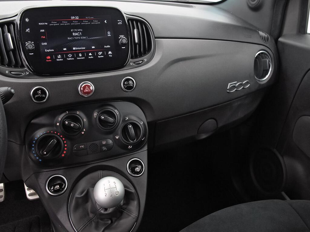 Abarth 500 695C 1.4 16v T-Jet 132kW (180 CV) 19