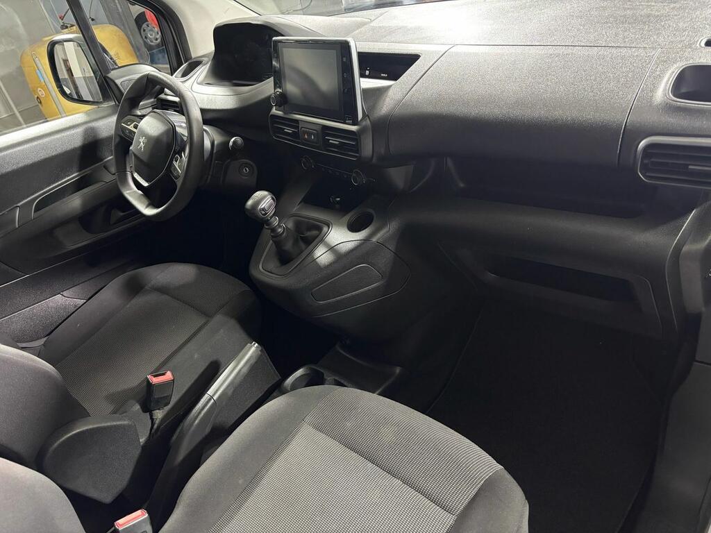 Peugeot Partner FURGON 1.5 BLUEHDI 102 STANDARD 4P 600KG 16