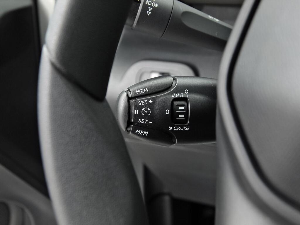 Peugeot Rifter 1.5 BLUEHDI 100 ACTIVE STANDARD 5P 17