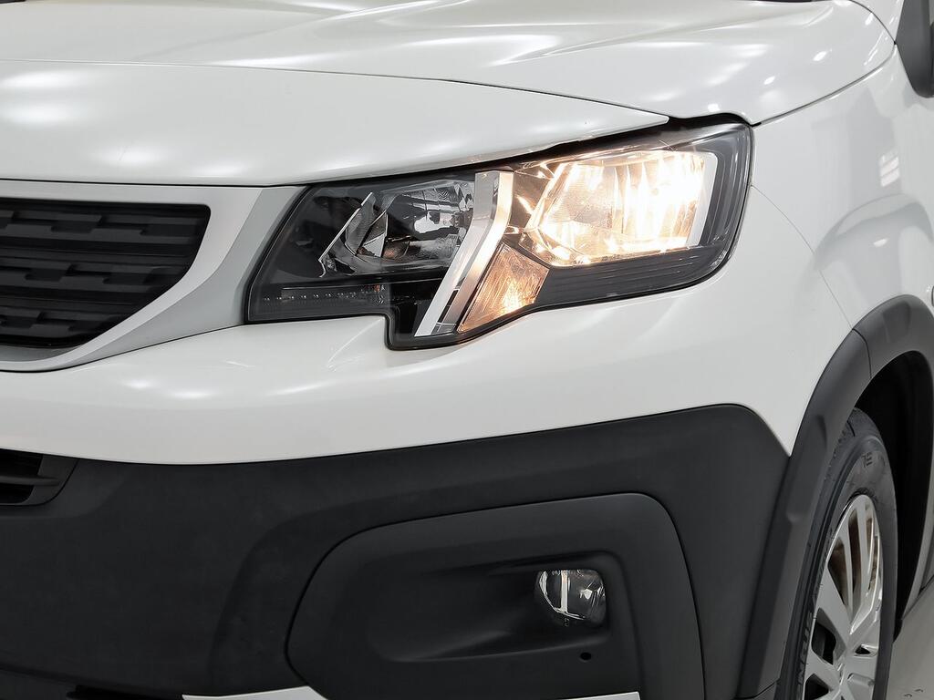 Peugeot Rifter 1.5 BLUEHDI 100 ACTIVE STANDARD 5P 28