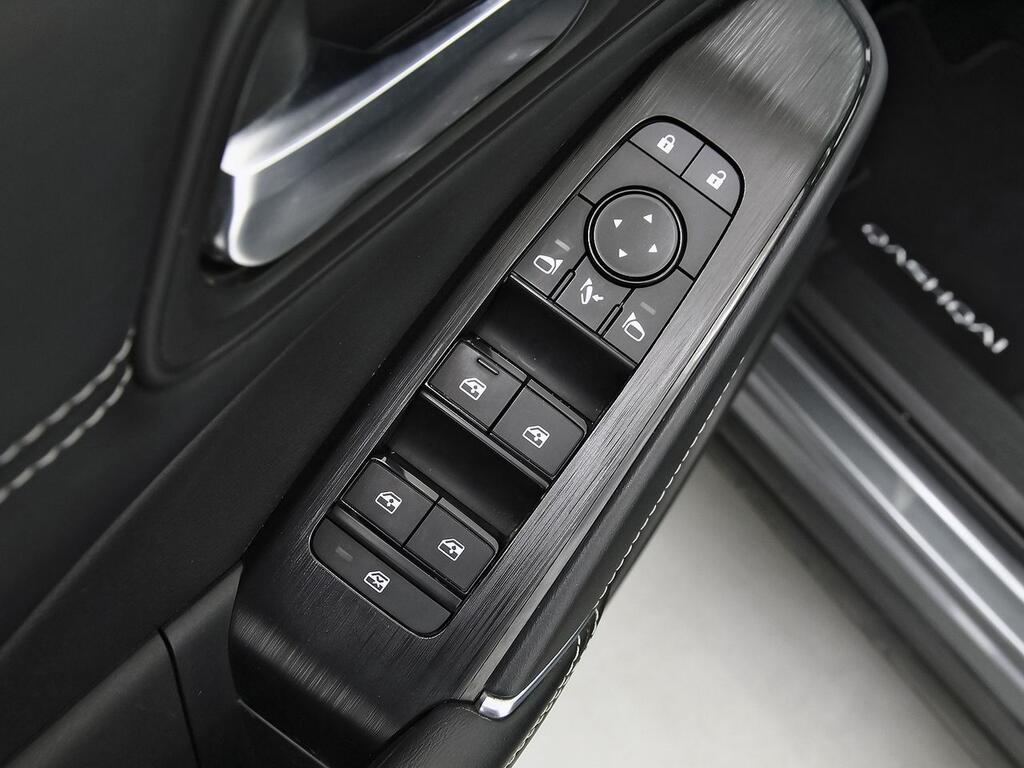 Nissan Qashqai DIG-T 103kW N-Connecta 12