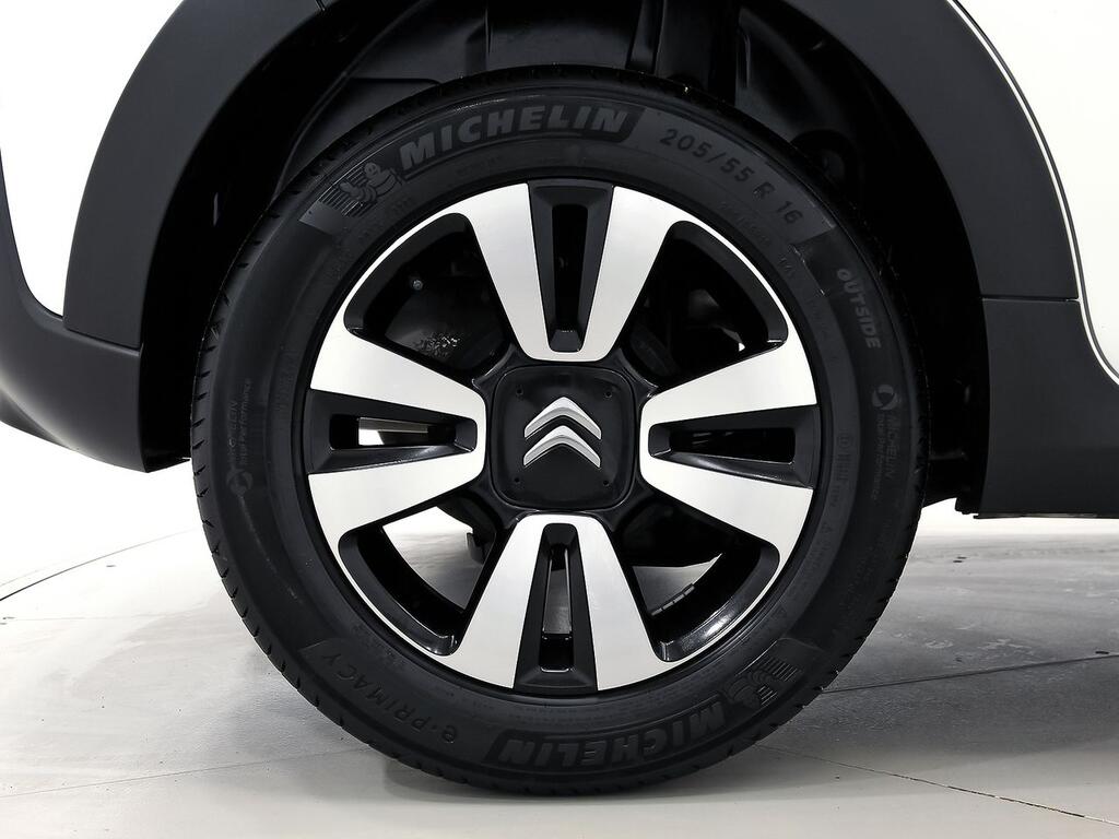 Citroën C3 PureTech 60KW (83CV) C-Series 11
