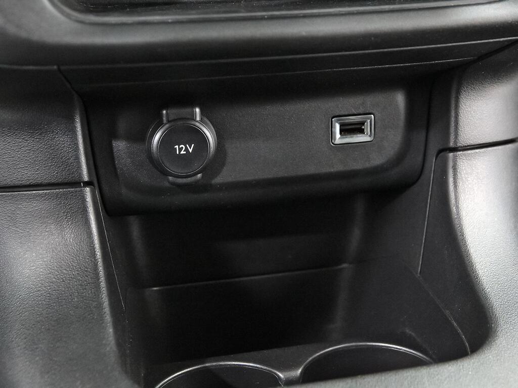 Citroën C3 PureTech 60KW (83CV) C-Series 27