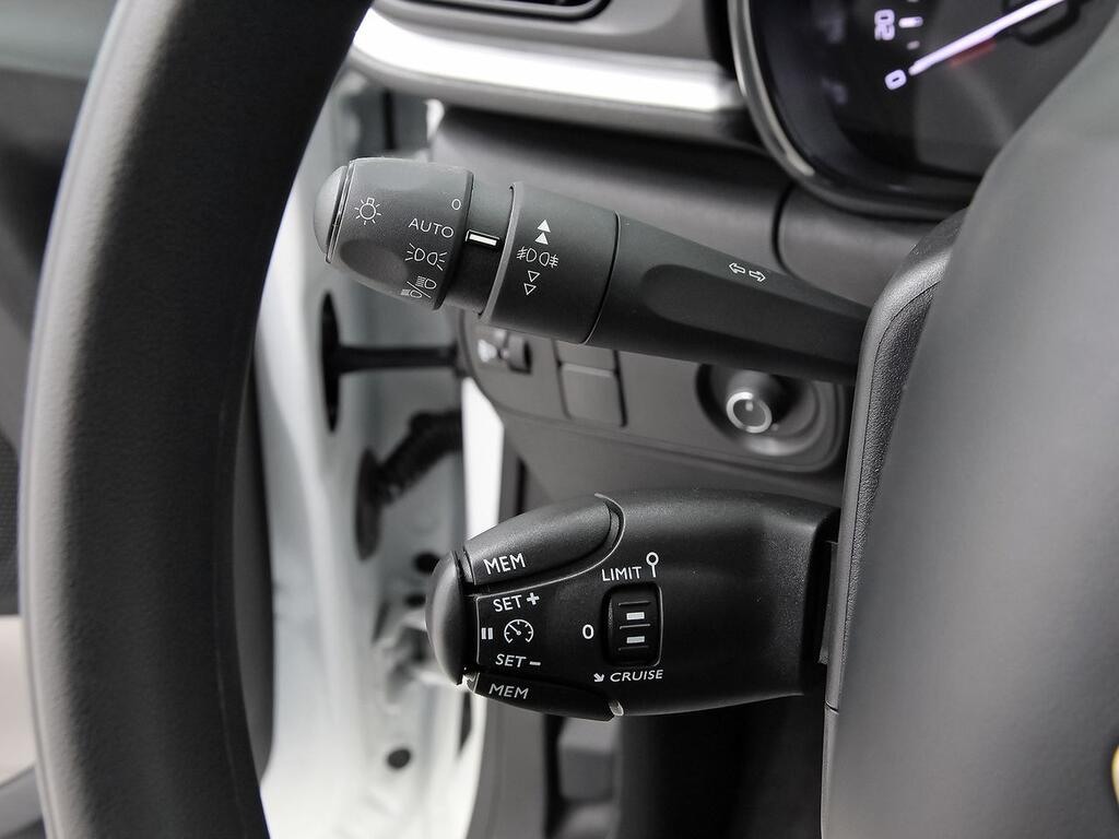Citroën C3 PureTech 60KW (83CV) C-Series 16