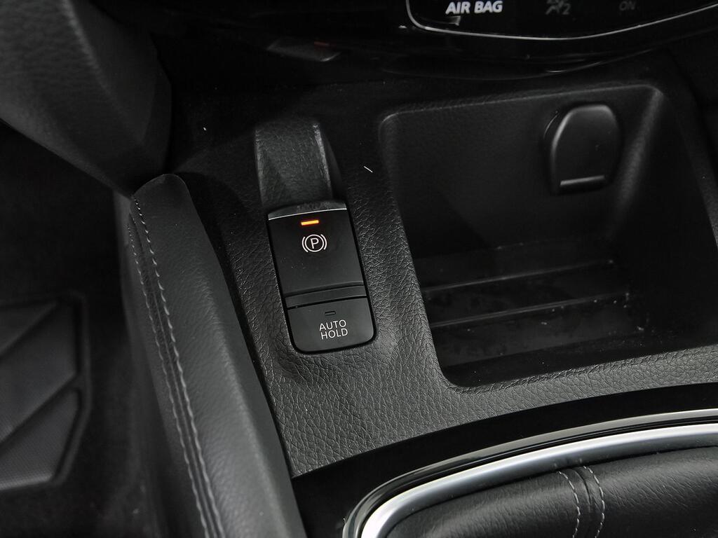 Nissan Qashqai DIG-T 103 kW (140 CV) E6D N-CONNECTA 25