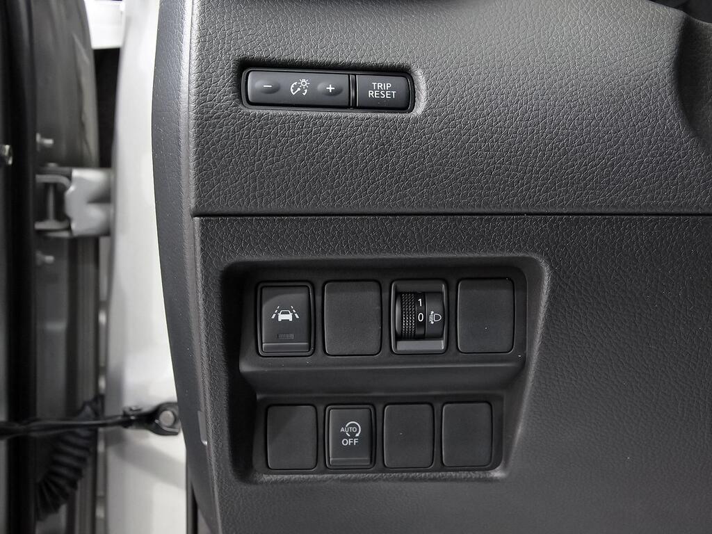 Nissan Qashqai DIG-T 103 kW (140 CV) E6D N-CONNECTA 12