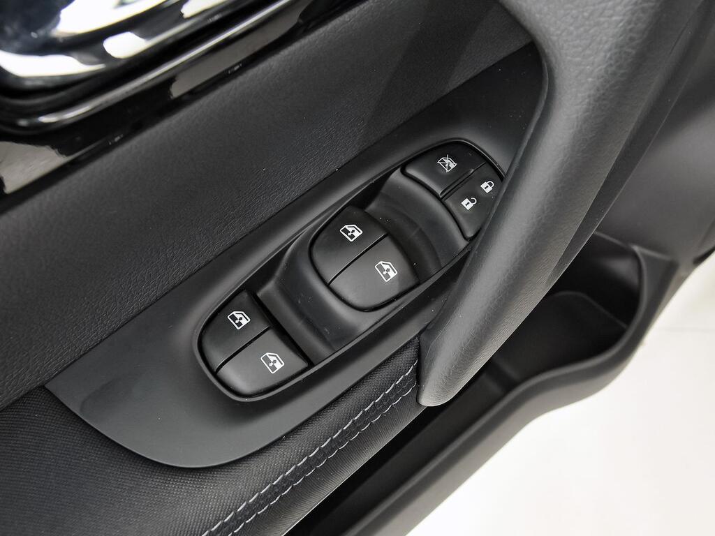 Nissan Qashqai DIG-T 103 kW (140 CV) E6D N-CONNECTA 10