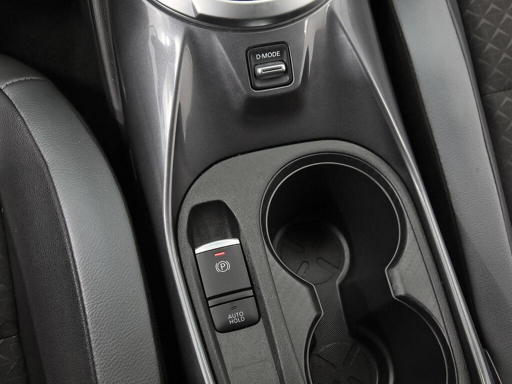 Nissan Juke DIG-T 84 kW (114 CV) 6M/T N-Connecta 19