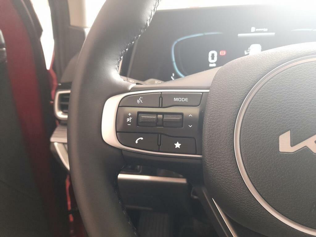 Kia Sportage 1.6 T-GDi 118kW (160CV) Drive 17″ 15