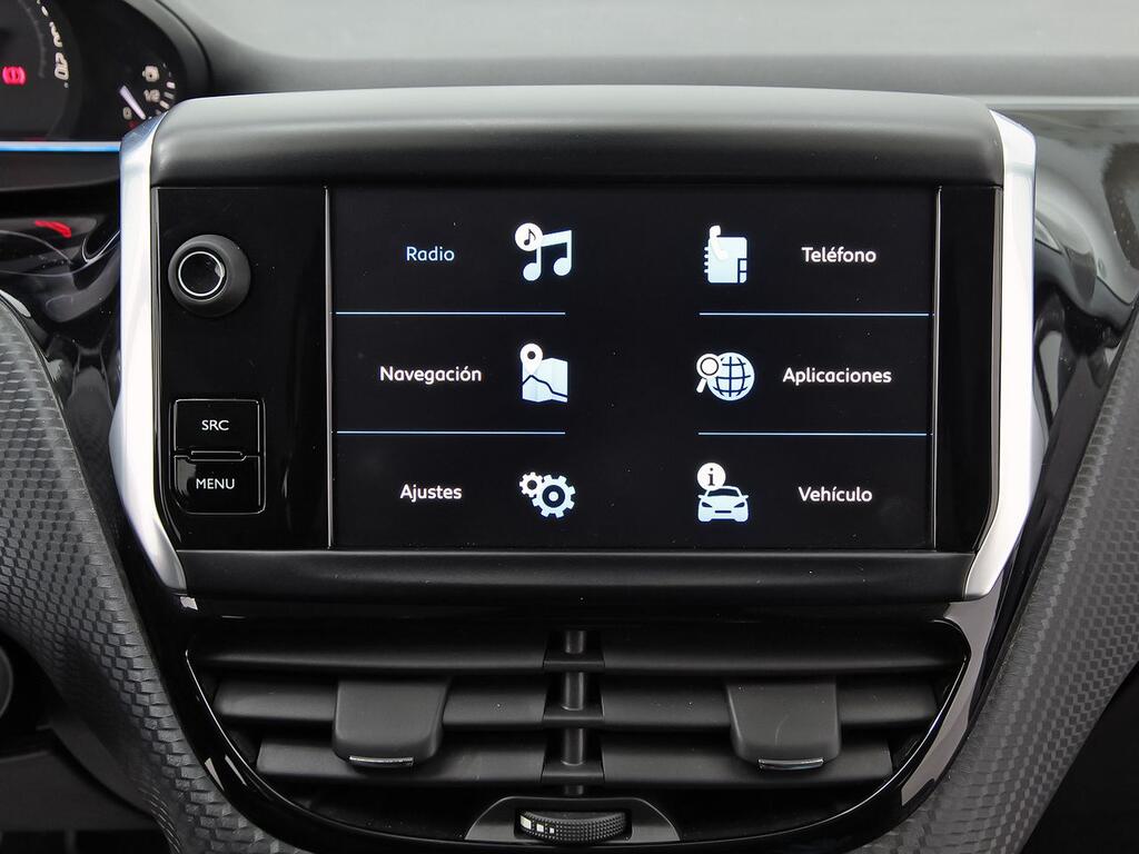 Peugeot 2008 Allure 1.2 PureTech 96KW (130CV) 18