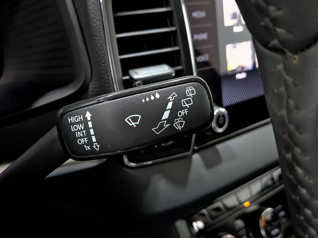 Skoda Karoq 1.5 TSI 110kW (150CV) DSG ACT Selection 14