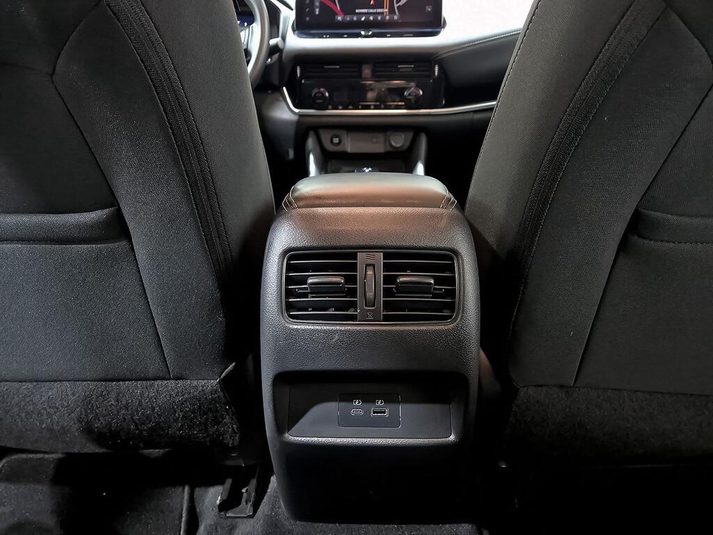 Nissan Qashqai E-POWER 140 KW (190 CV) N-Connecta 33