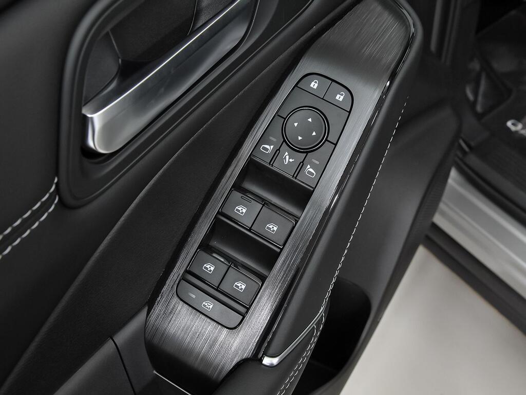 Nissan Qashqai DIG-T 103kW N-Style 12