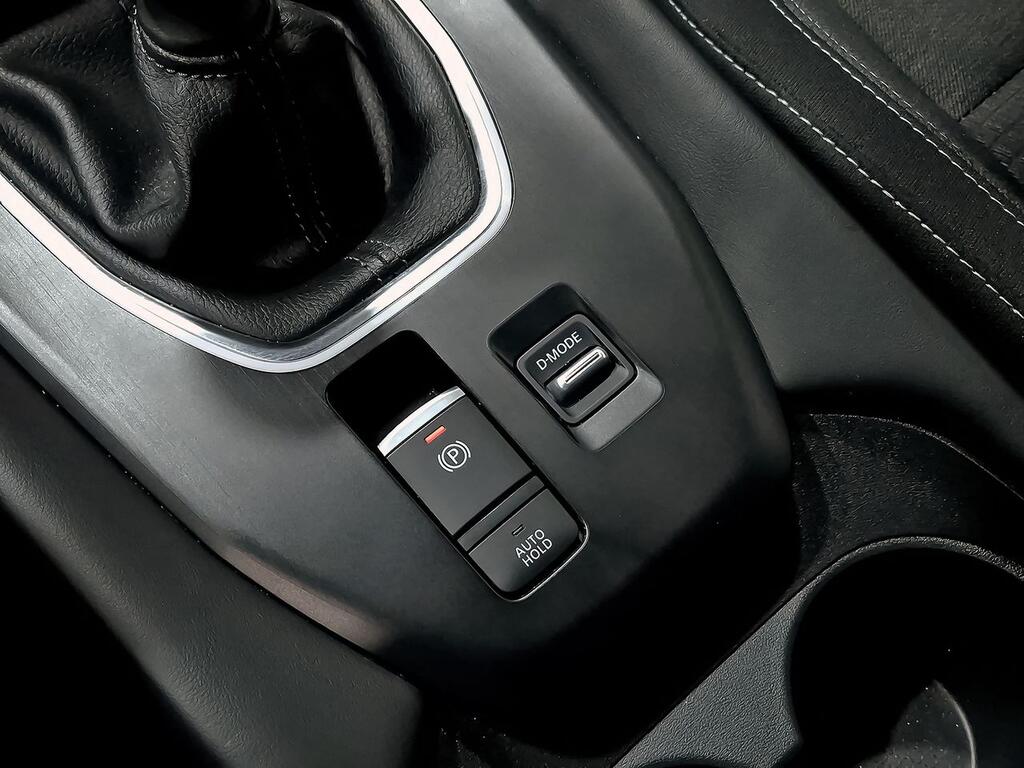 Nissan Qashqai DIG-T 103kW N-Connecta 30