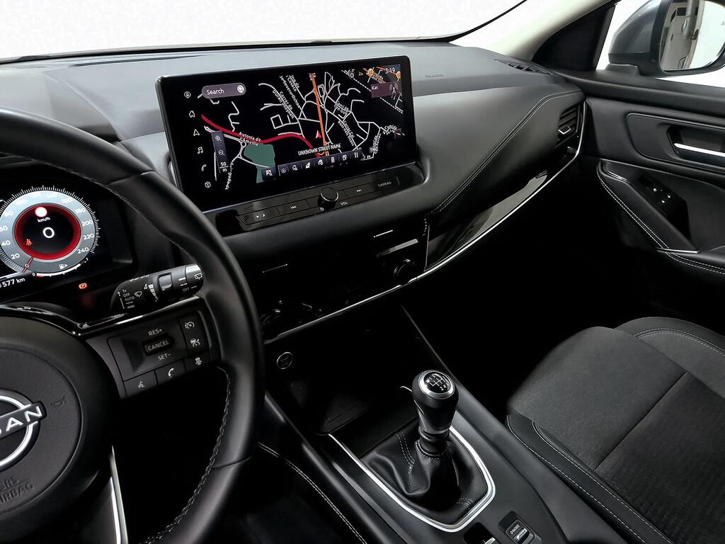 Nissan Qashqai DIG-T 103kW N-Connecta 32