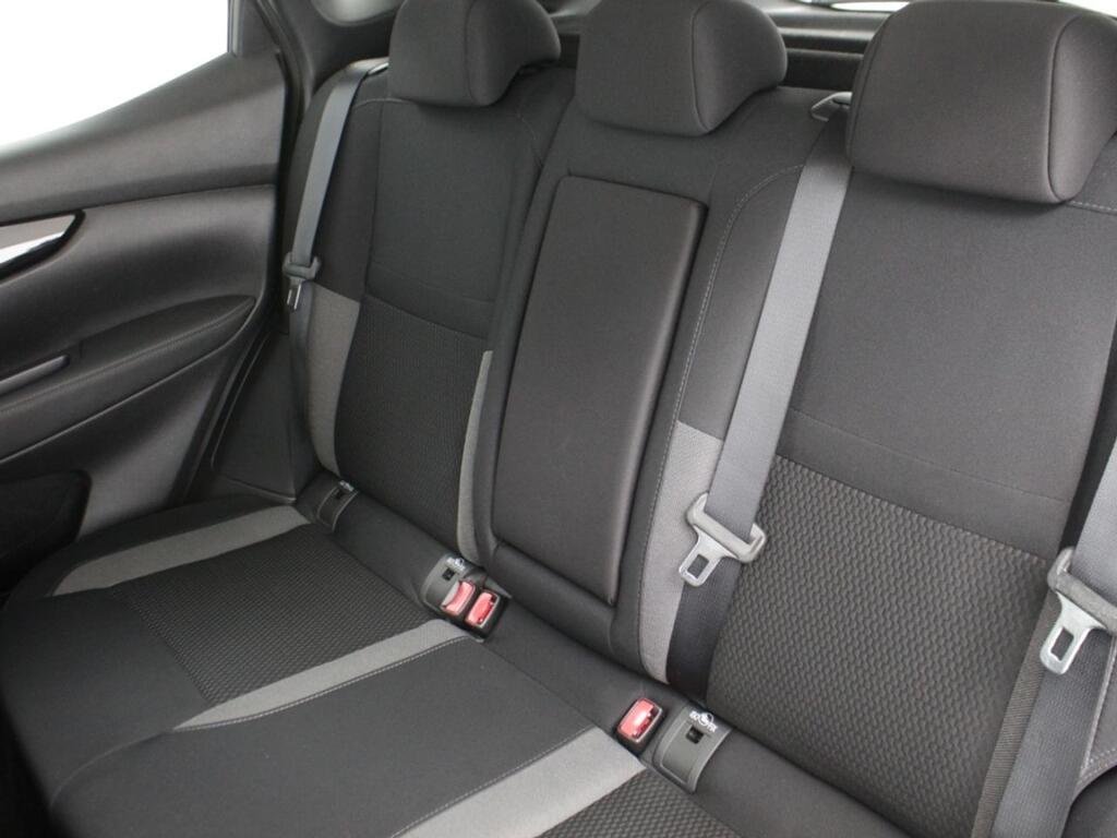 Nissan Qashqai DIG-T 103 kW (140 CV) E6D ACENTA 19