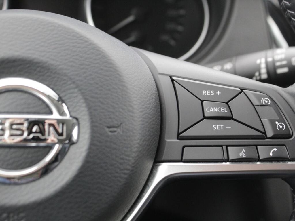 Nissan Qashqai DIG-T 103 kW (140 CV) E6D ACENTA 14