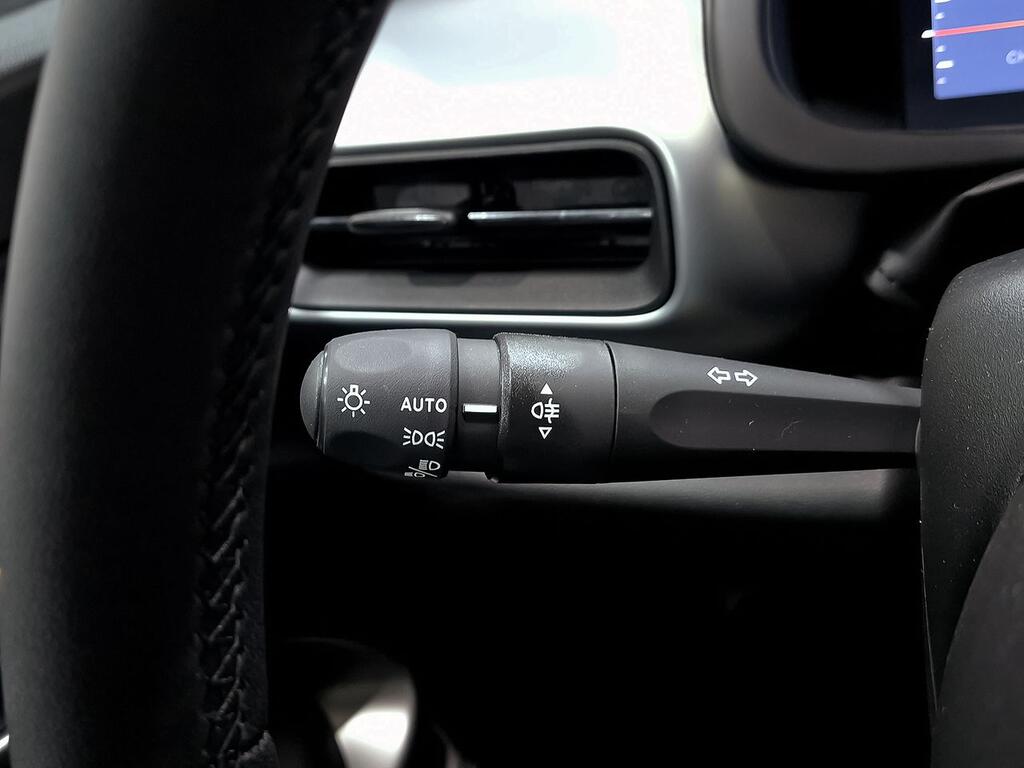 Jeep Avenger 1.2 eHybrid 74kW (100CV) Altitude 12