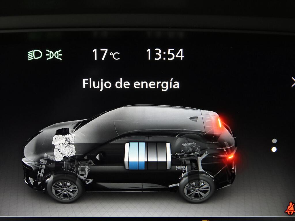 Nissan Qashqai E-POWER 140 KW (190 CV) N-Connecta 28