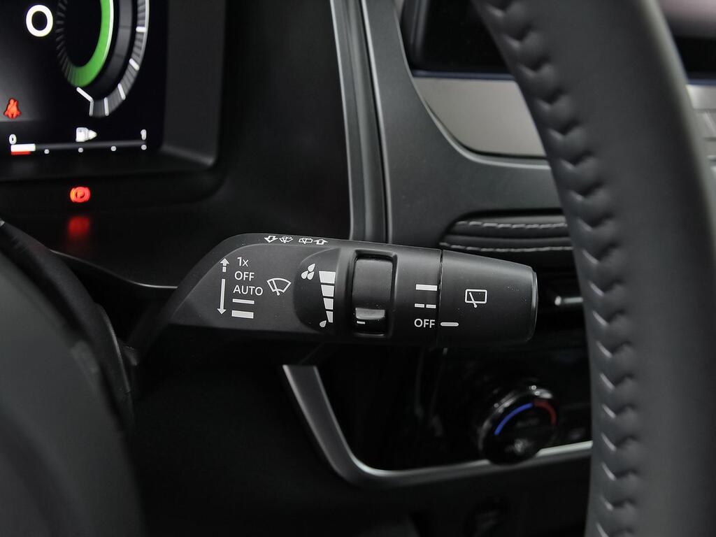 Nissan Qashqai E-POWER 140 KW (190 CV) N-Connecta 16