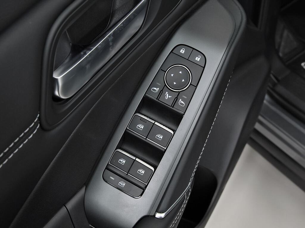 Nissan Qashqai E-POWER 140 KW (190 CV) N-Connecta 12