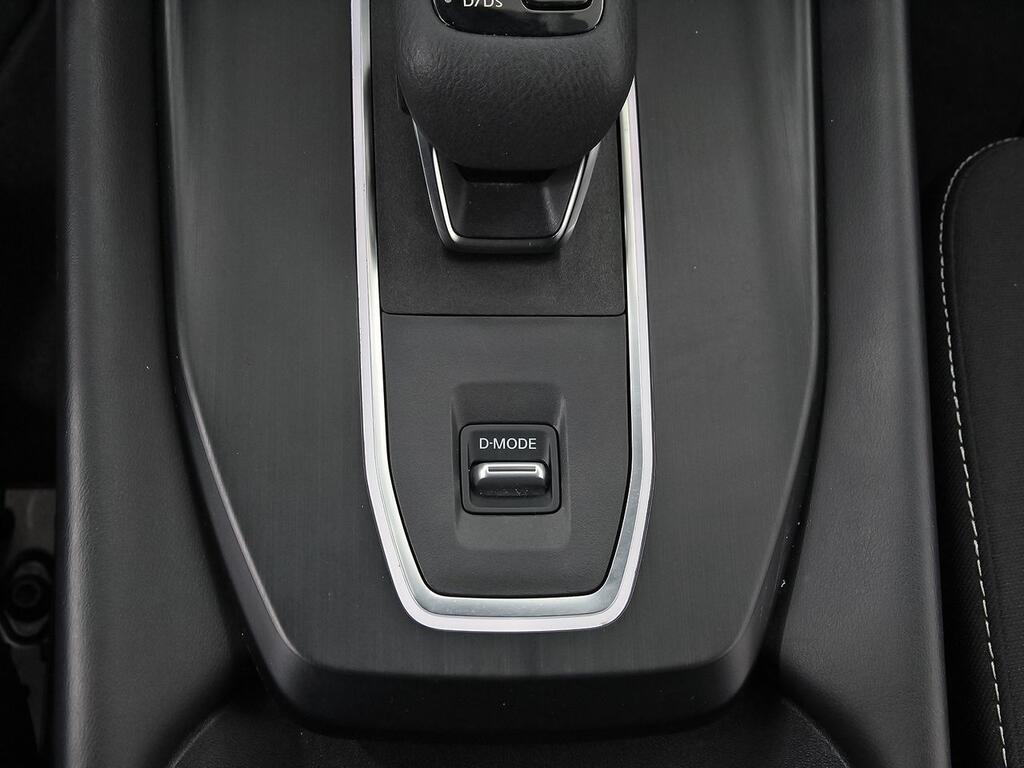 Nissan Qashqai DIG-T 116kW Xtronic N-Connecta 32
