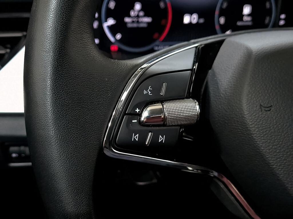 Skoda Kamiq 1.0 TSI 70kW (95CV) AMBITION 14