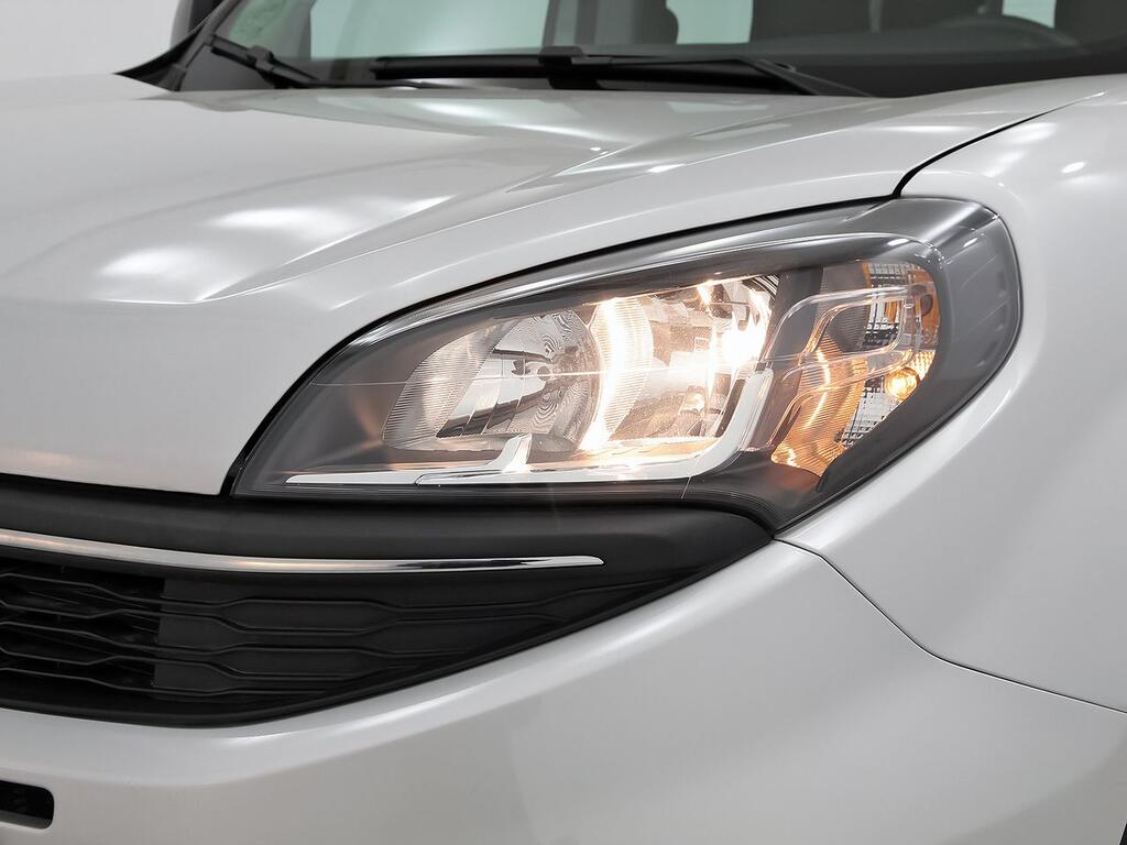 Fiat Doblò 1.3 MULTIJET 95 POP N1 5P 27
