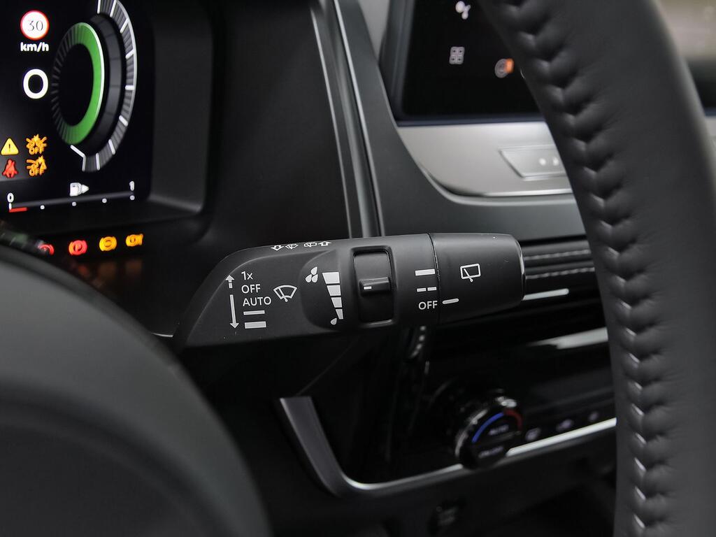 Nissan Qashqai E-POWER 140 KW (190 CV) N-Connecta 16
