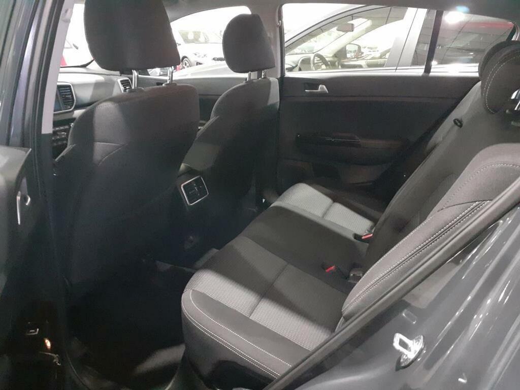 Kia Sportage 1.6 MHEV Drive 100kW (136CV) 4x2 9