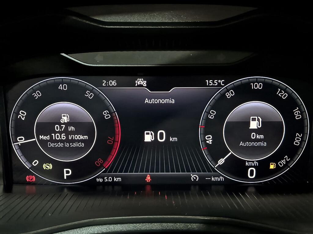 Skoda Kamiq 1.0 TSI 81kW (110CV) DSG Scout 13